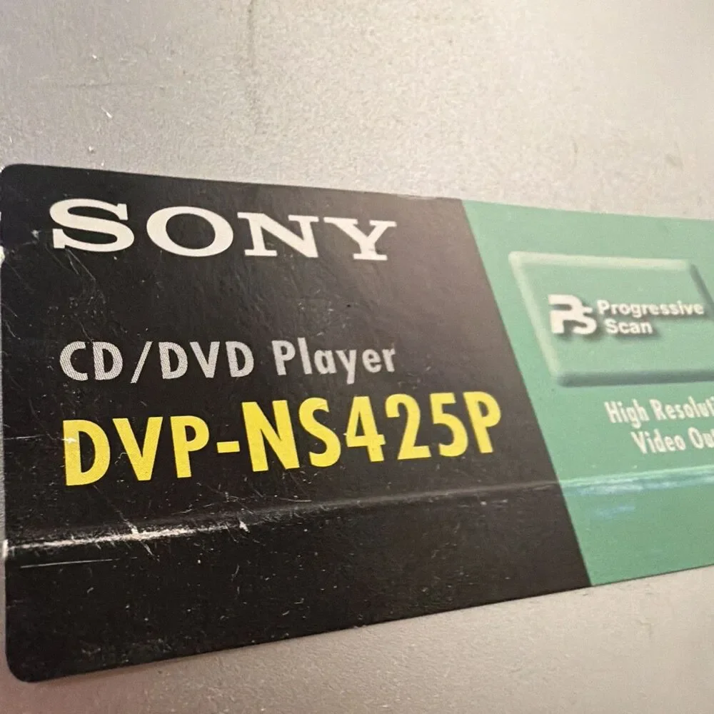 Sony DVP-NS425P DVD Player w/ Progressive Scan, CD/DVD, 480p, Silver, R1